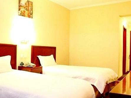 Greentree Inn Shandong Qingdao Railway Station Zhanqiao Yacht Wharf Express Exteriér fotografie