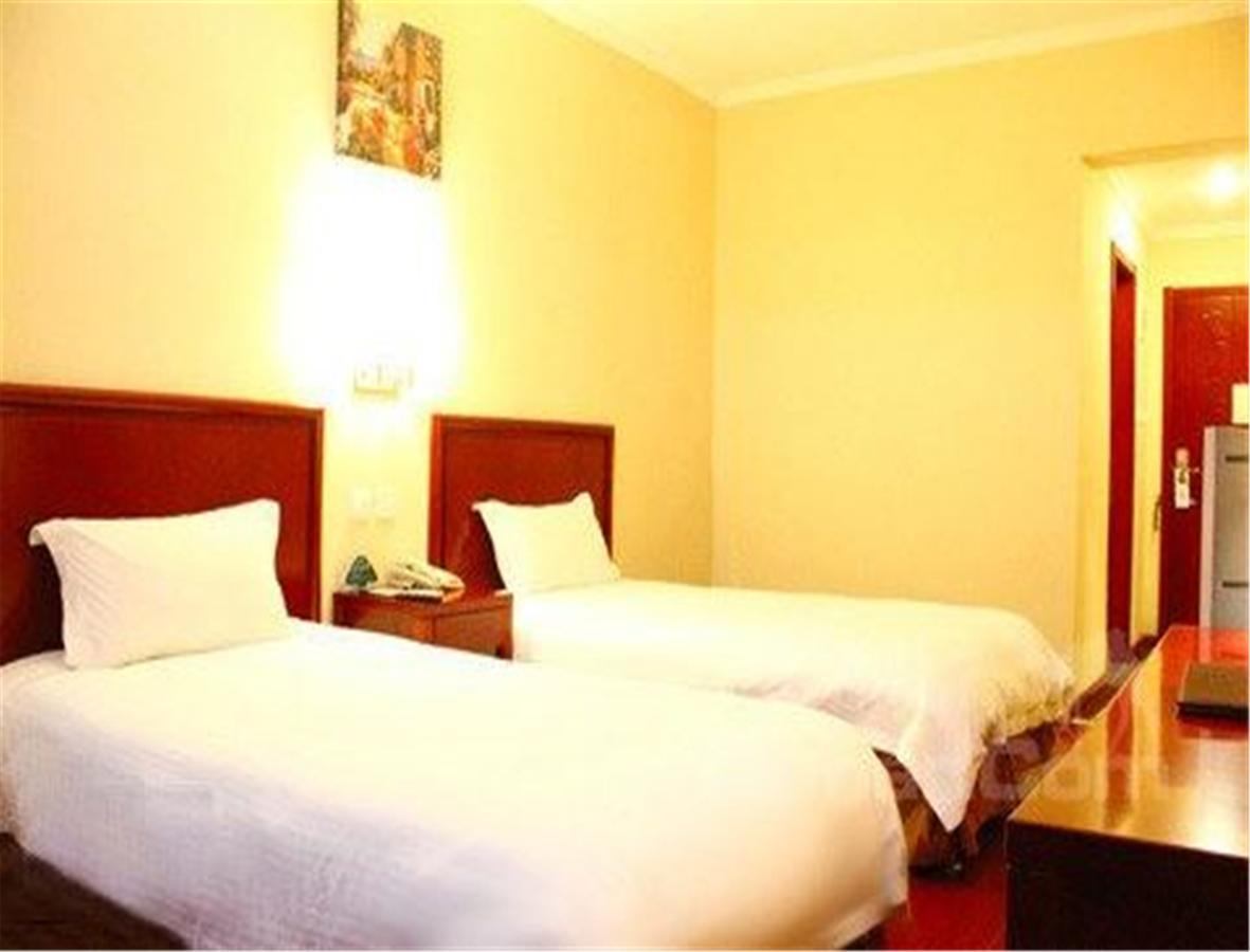Greentree Inn Shandong Qingdao Railway Station Zhanqiao Yacht Wharf Express Exteriér fotografie
